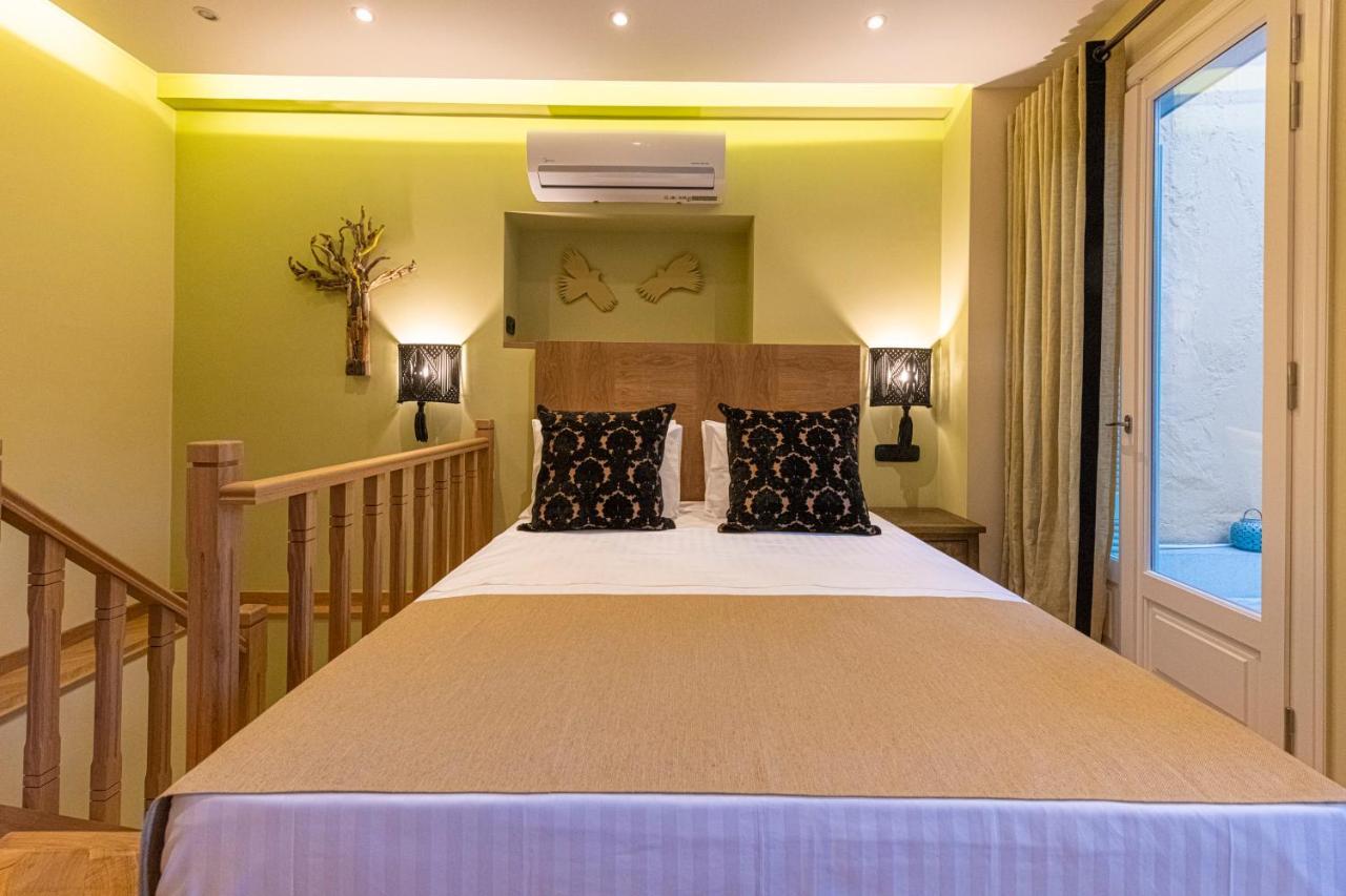 Ipelhome - Plaka Boutique Apartments เอเธนส์ ภายนอก รูปภาพ