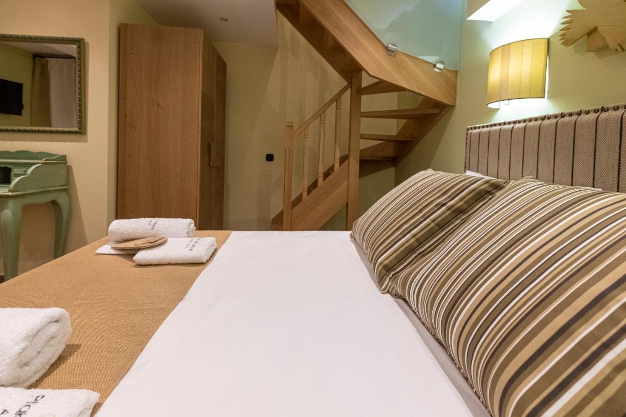 Ipelhome - Plaka Boutique Apartments เอเธนส์ ภายนอก รูปภาพ