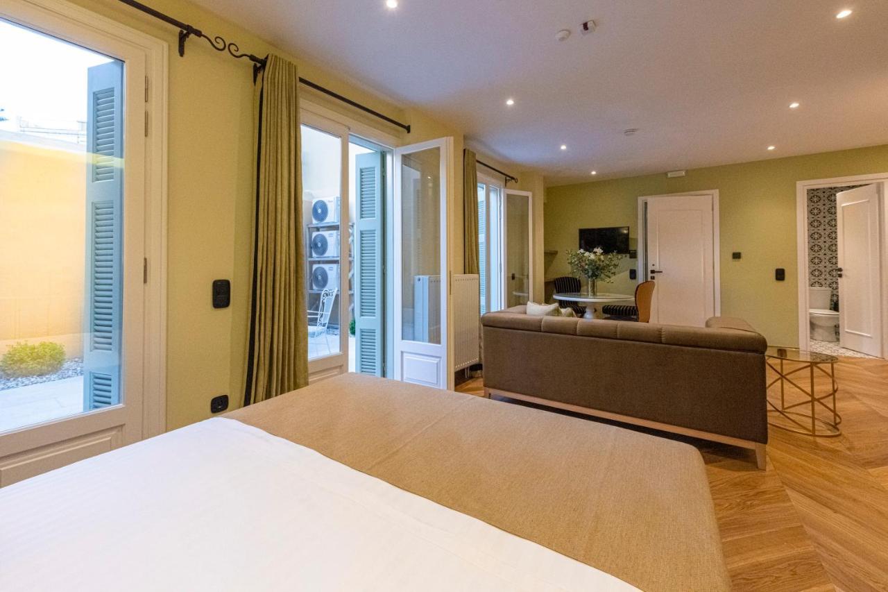 Ipelhome - Plaka Boutique Apartments เอเธนส์ ภายนอก รูปภาพ