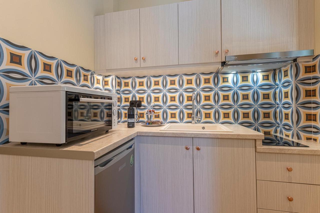 Ipelhome - Plaka Boutique Apartments เอเธนส์ ภายนอก รูปภาพ